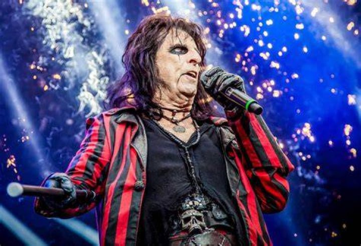 Alice Cooper Wiki Age, Biography, Wife, and Net Worth