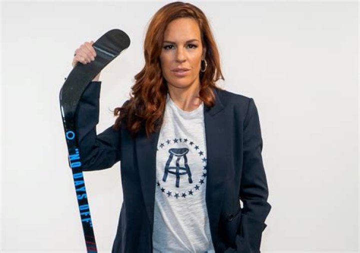 Barstool Sports CEO Erika Nardini 'having affair with married squash