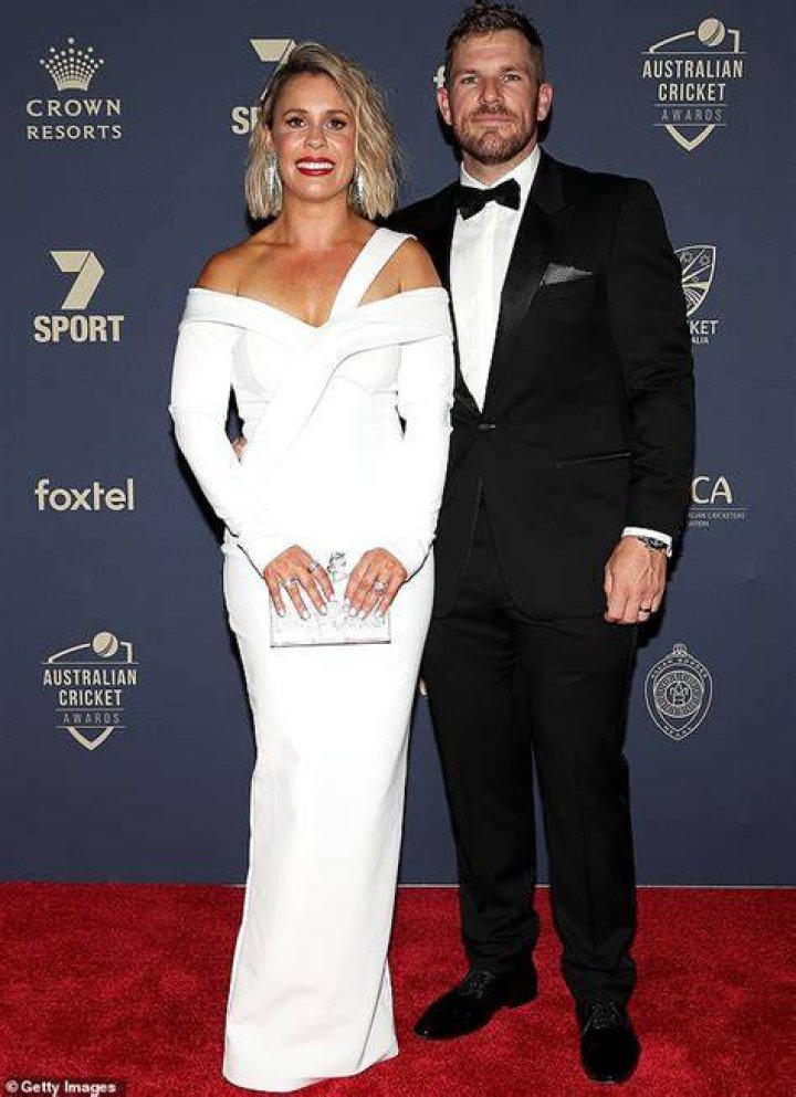 Cricketer Aaron Finch announces wife Amy is pregnant with a little girl