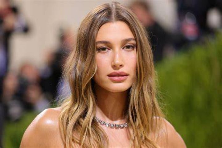Hailey Bieber's An Aunt! Alaia Baldwin First Child