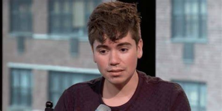 Noah Galvin's Gender Identity Explored