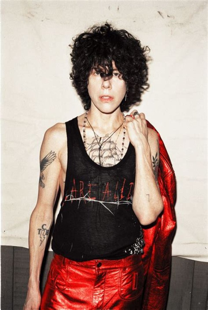 Picture of Laura Pergolizzi