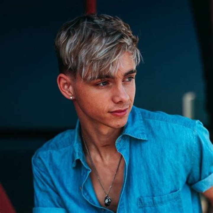 Unveiling The Secrets Of Corbyn Besson's Height: Insights And Revelations