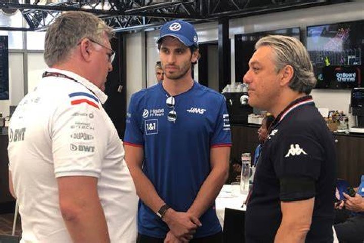 Webber responde a Alpine "Sabían de las negociaciones de Piastri con